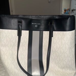 Michael Kors Black and White Women's Bag